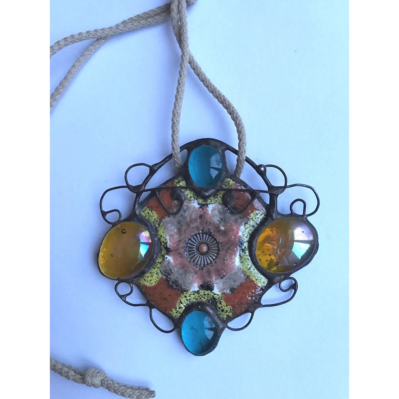 Diamond Form Glass Pendant|ca|us|intl