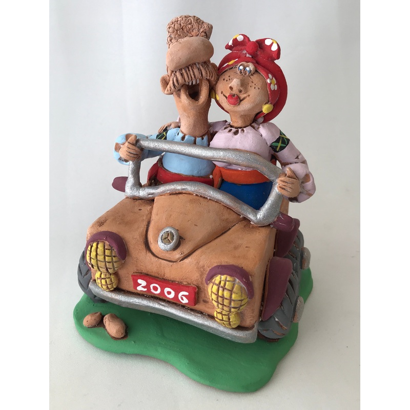 Baba and Dido in Car – clay figurine 4.5 in.