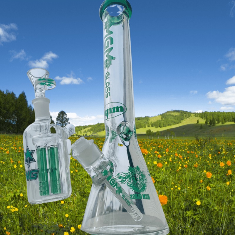 MGM 9mm Logo Beaker 16 & Ash Catcher 420 Deal