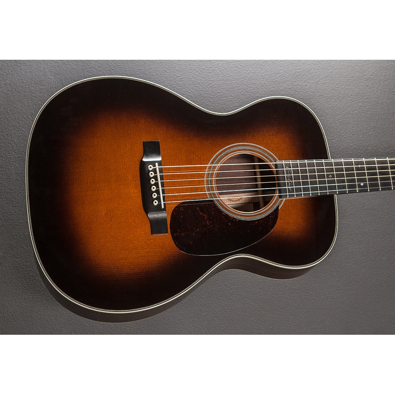 000-28EC Eric Clapton Sunburst