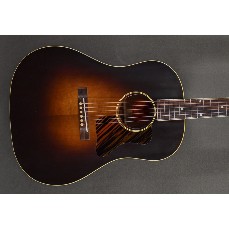 1934 Jumbo – Vintage Sunburst