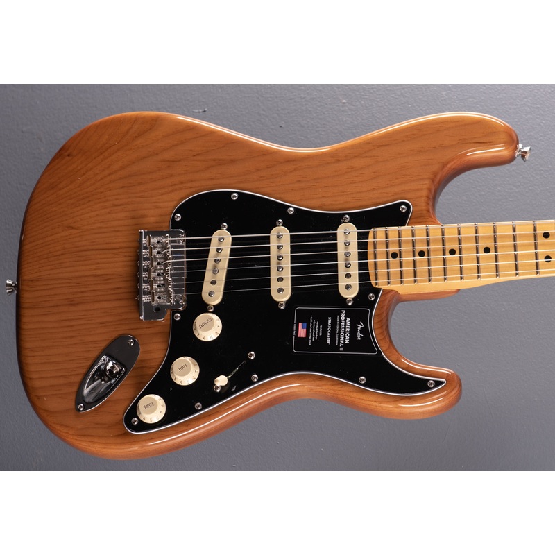 American Professional II Stratocaster – Roasted Pine w/Maple