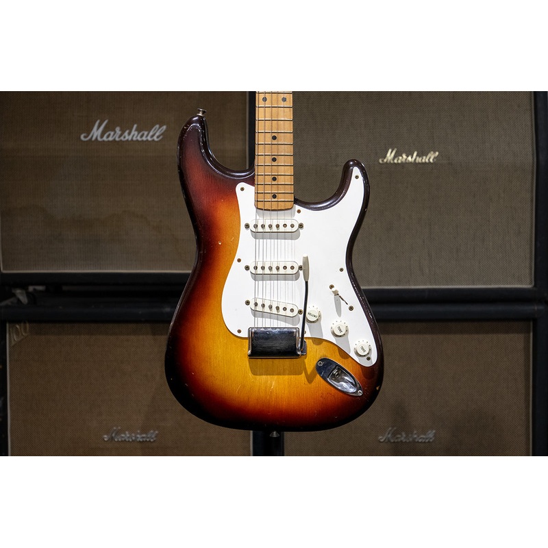 1958 Fender Stratocaster  – Sunburst