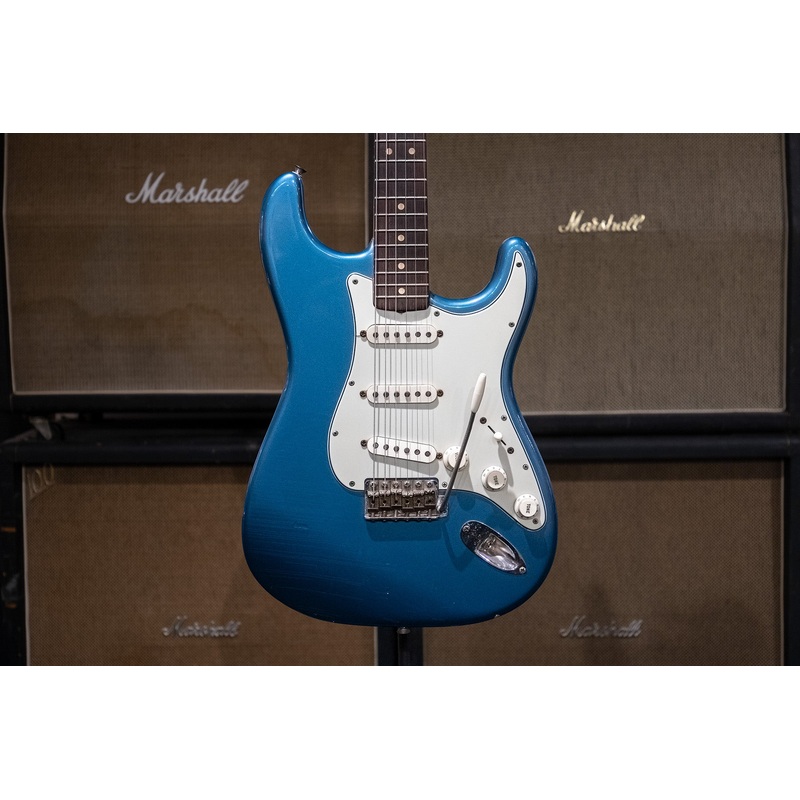 1964 Fender Stratocaster – Lake Placid Blue