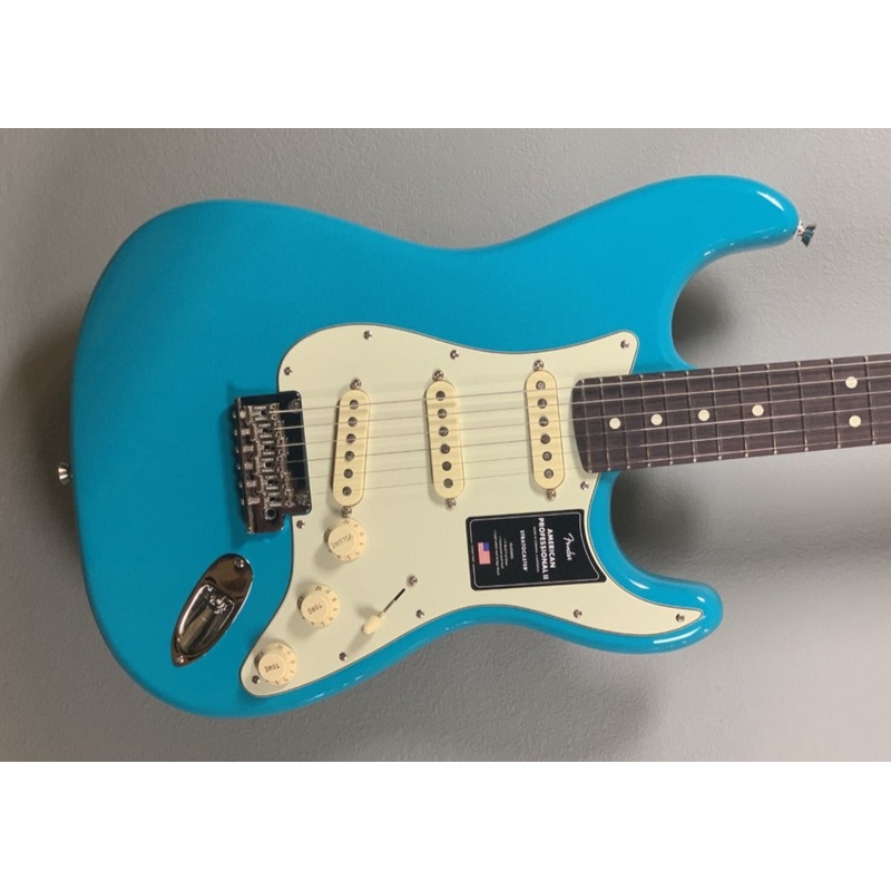 AMERICAN PROFESSIONAL II STRATOCASTER- Miami Blue