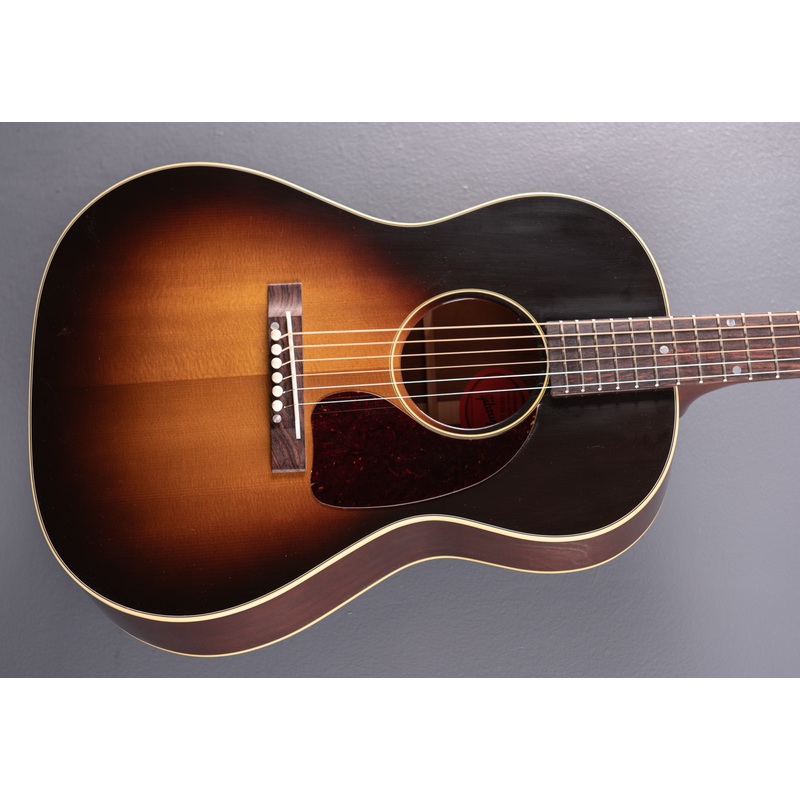 1942 Banner LG-2 – Vintage Sunburst