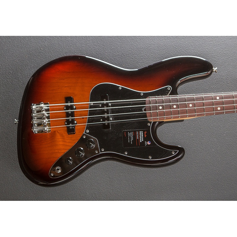 American Performer Jazz Bass  3 Color Sunburst w/Rosewood