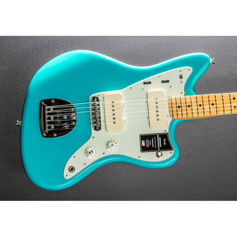 American Professional II Jazzmaster – Miami Blue w/Maple
