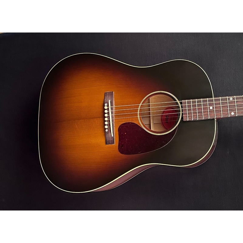 1942 Banner J-45 – Vintage Sunburst