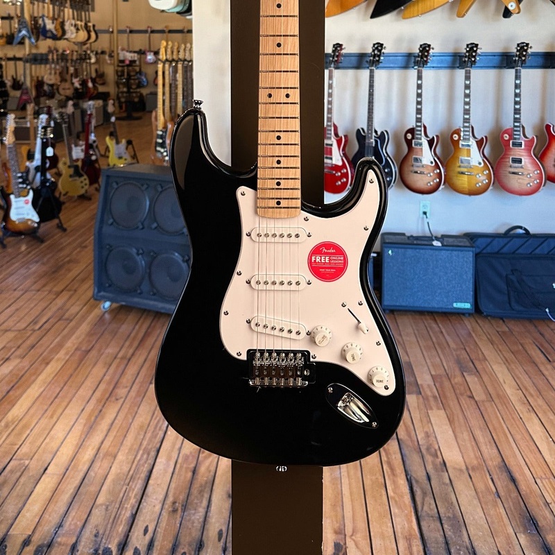 Sonic Stratocaster – Black w/Maple