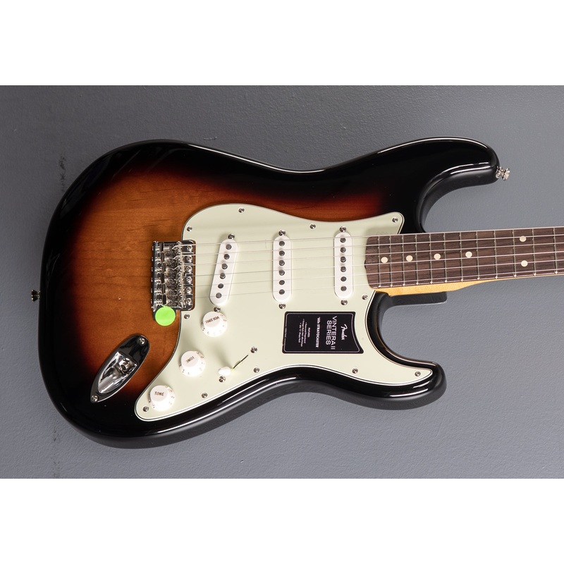 Vintera II 60’s Stratocaster – 3 Color Sunburst