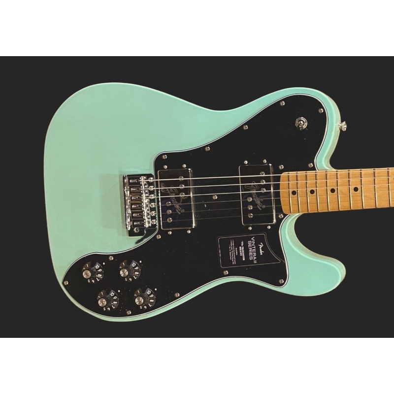 Vintera II 70’s Telecaster Deluxe w/Tremolo – Surf Green