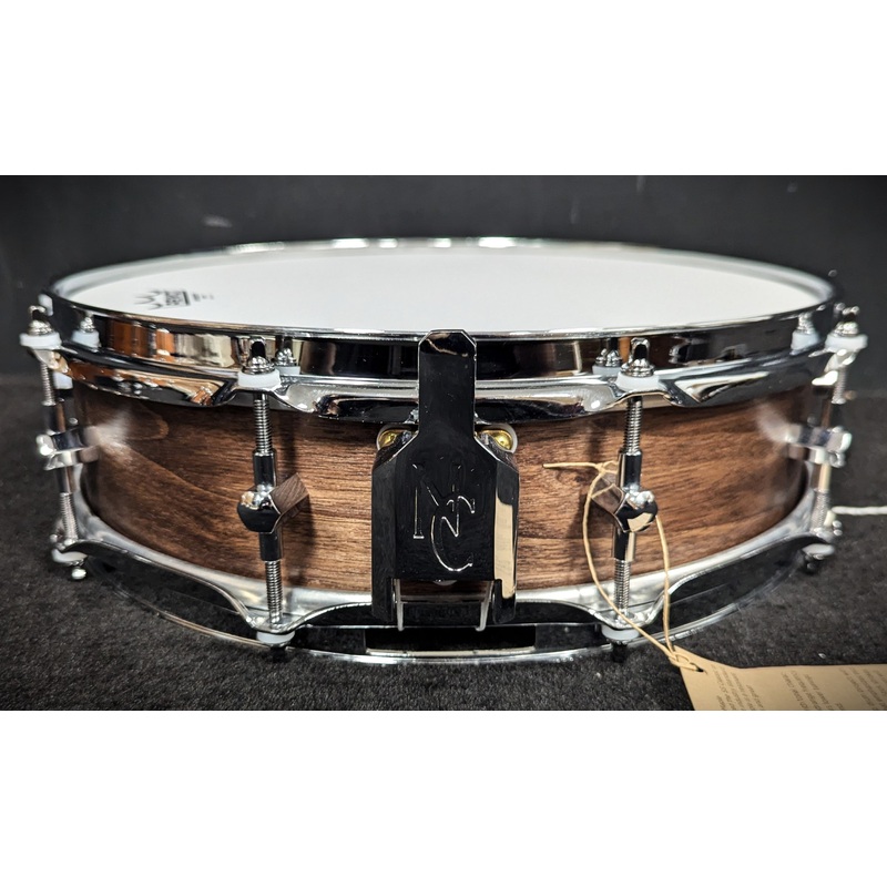 Walnut Classic Solid Shell Piccolo Snare