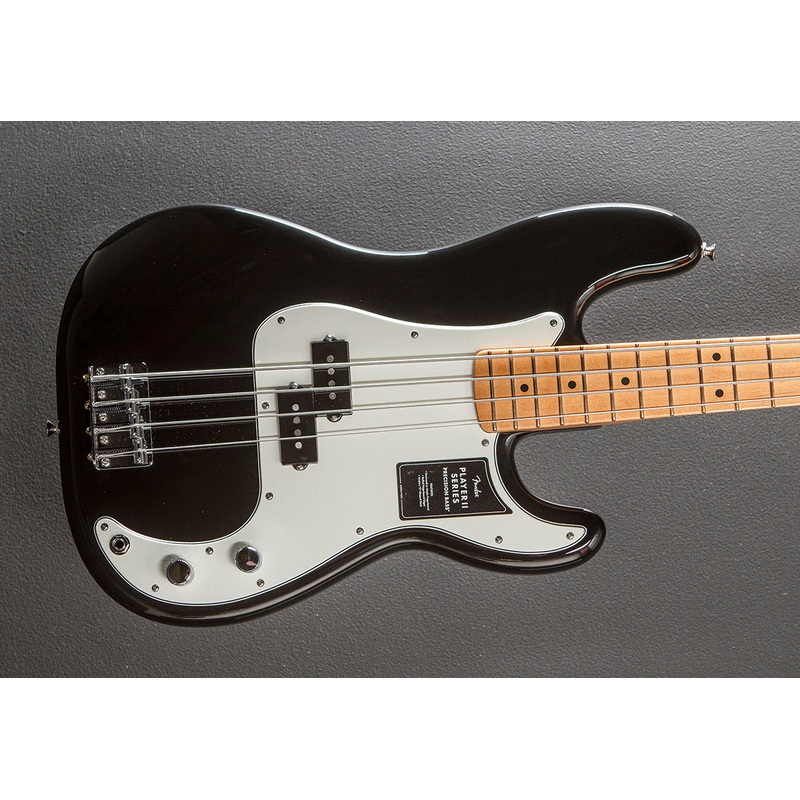 Player II Precision Bass – Black w/Maple