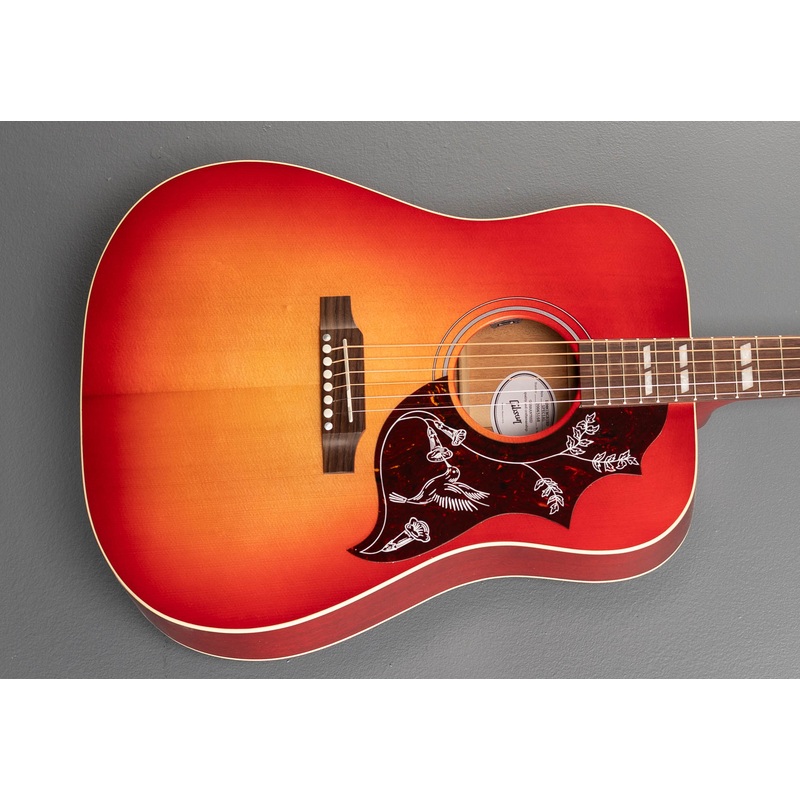 Hummingbird Special – Satin Vintage Cherry Sunburst