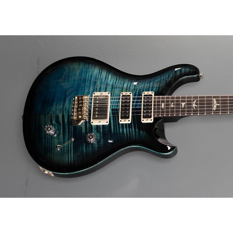 Studio 22 – Cobalt Smokeburst