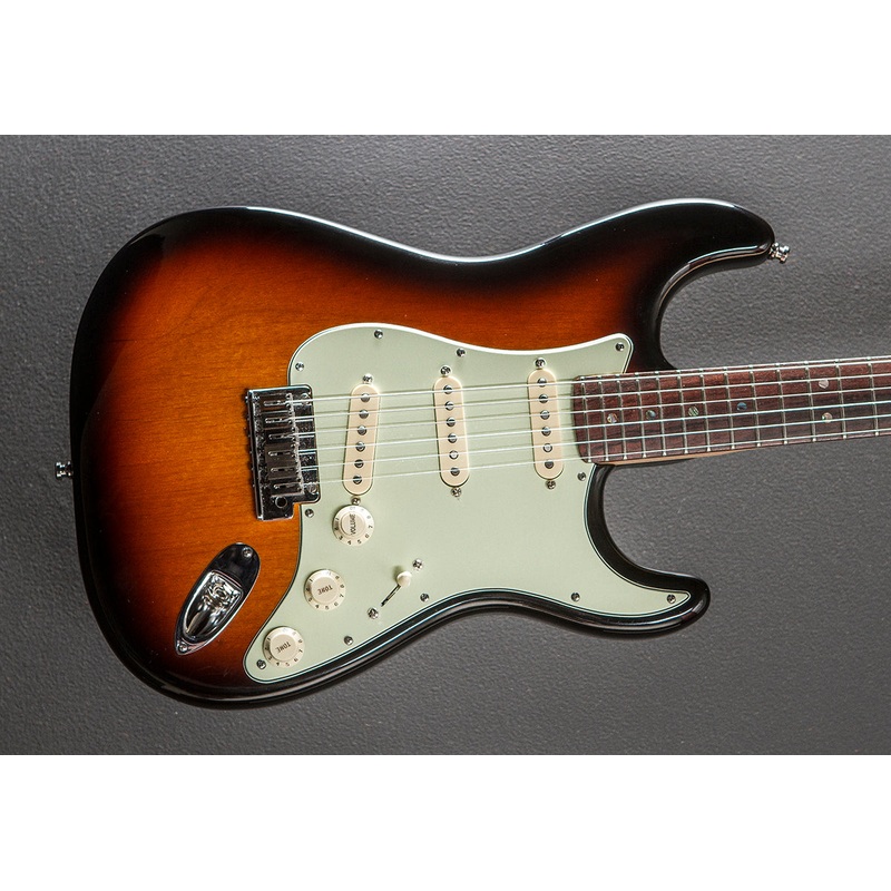 Used American Deluxe Strat ’06