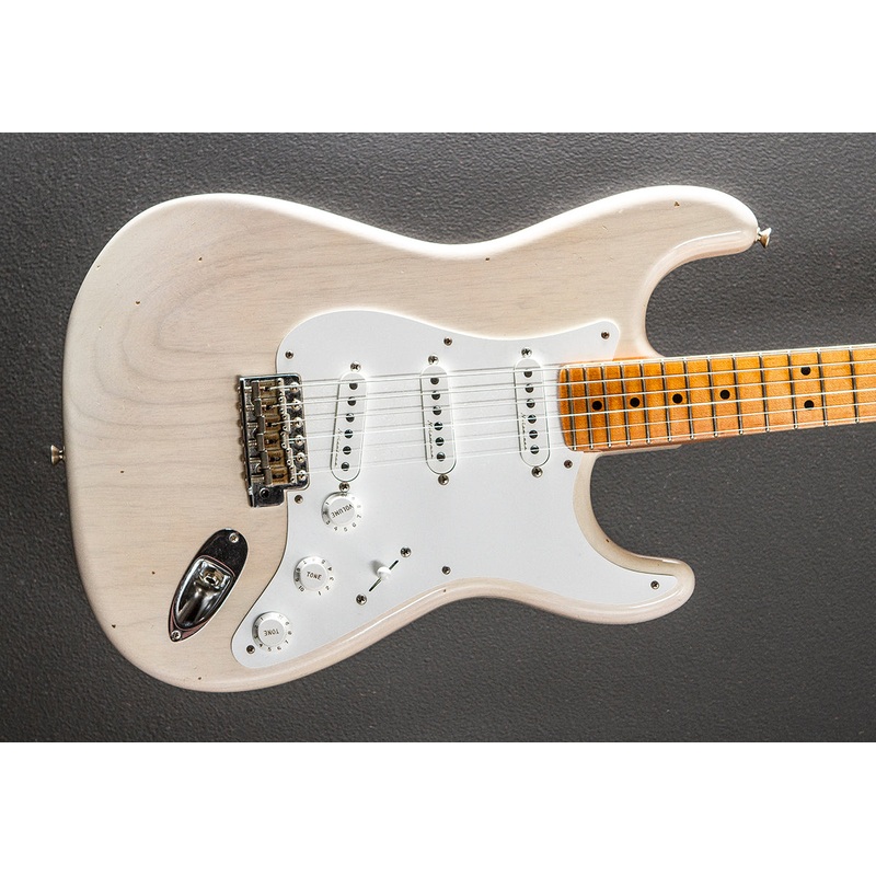 Used Eric Clapton Signature Journeyman Relic Strat ’18