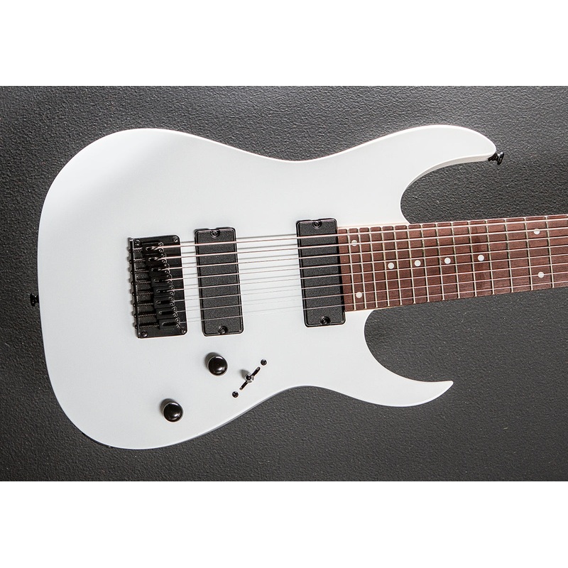RG8  White