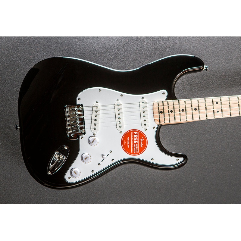 Affinity Series Stratocaster – Black w/Maple