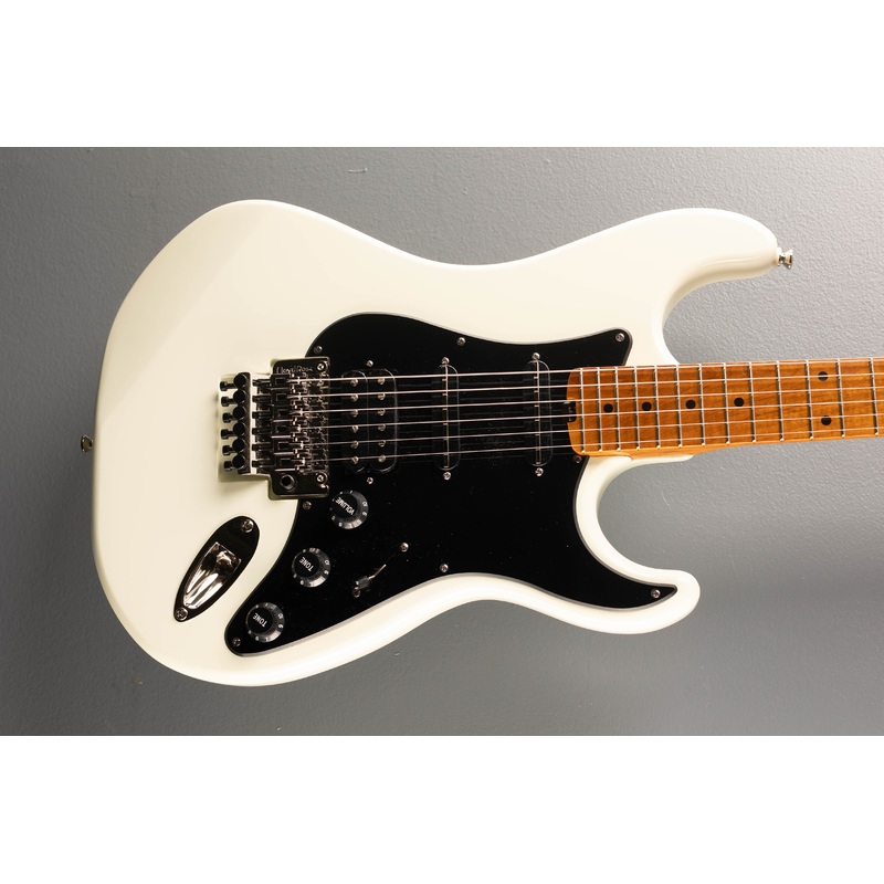 Pacer Deluxe – Classic White