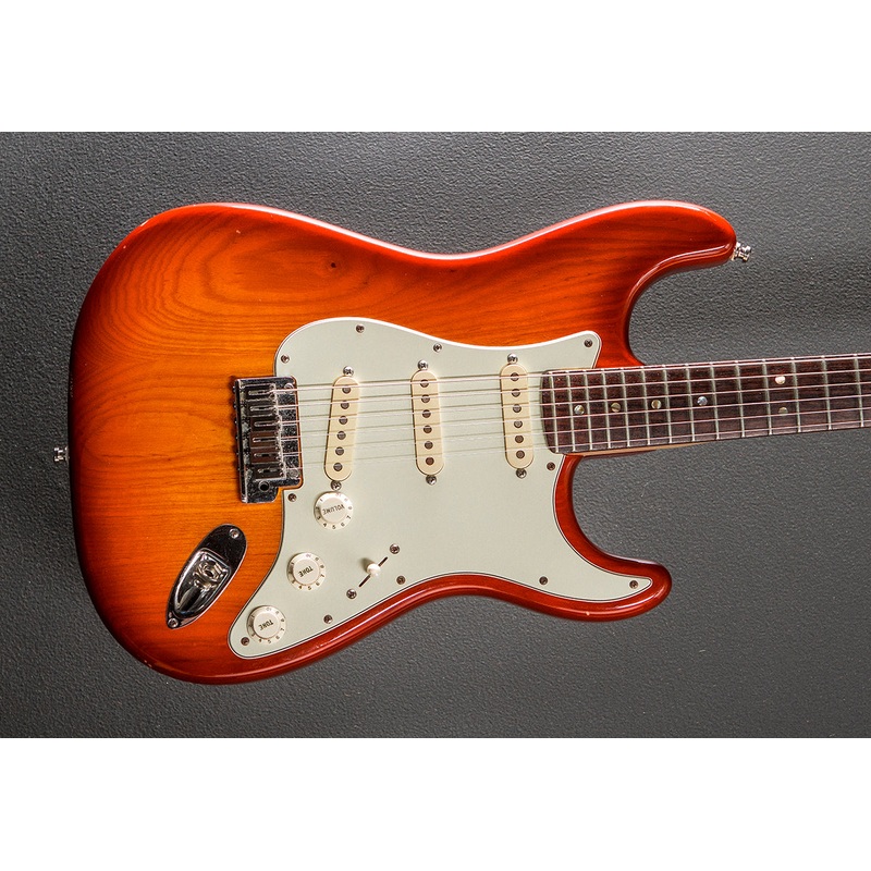 Used American Deluxe Strat ’02