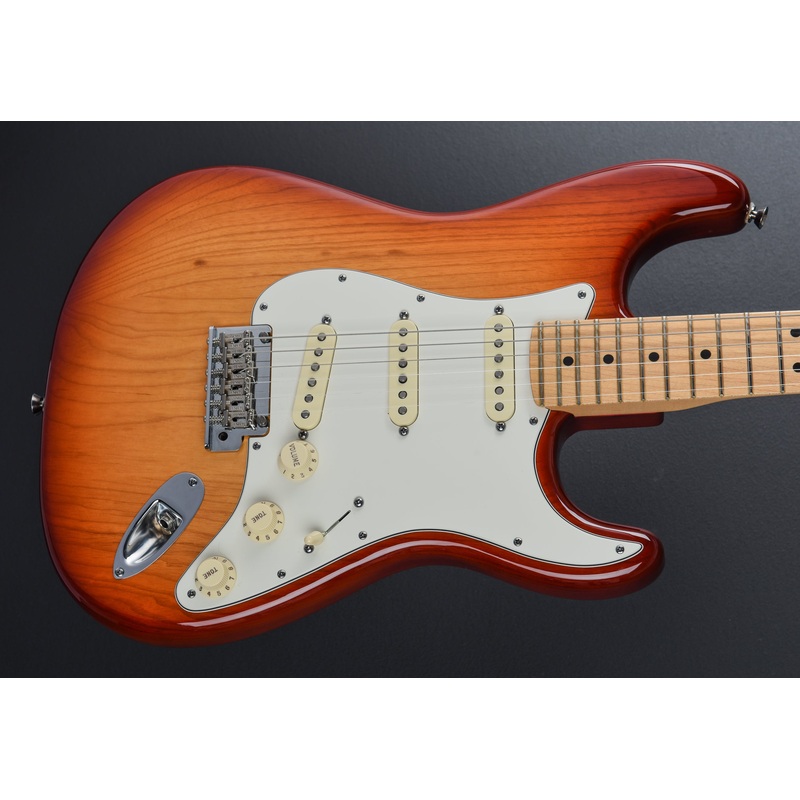 Used American Standard Stratocaster ’13