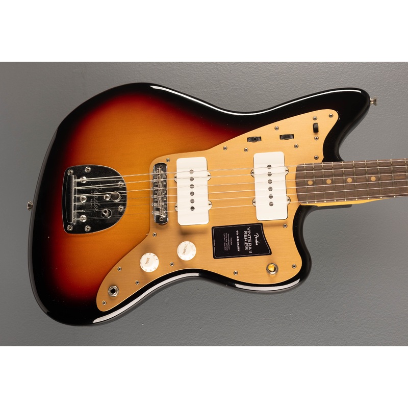 Vintera II Road Worn ’50s Jazzmaster – 3 Color Sunburst