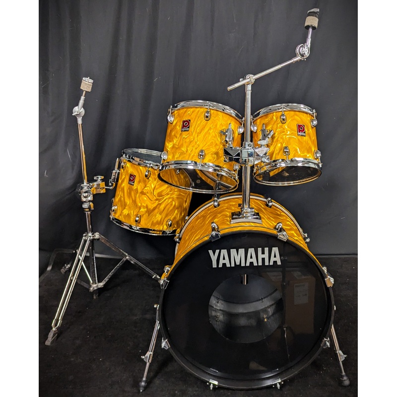 APK Yellow Satin Flame 4-Piece Shell Pack with Cymbal/Tom Stand