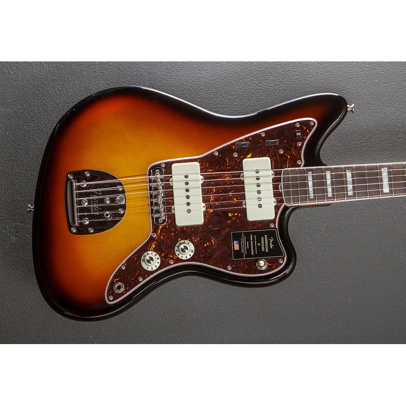 American Vintage II 1966 Jazzmaster – 3 Color Sunburst