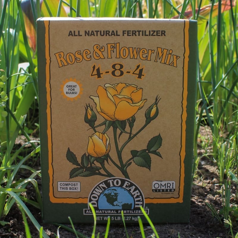 Down to Earth Rose & Flower Mix – NPK 4-8-4 (5 LB)